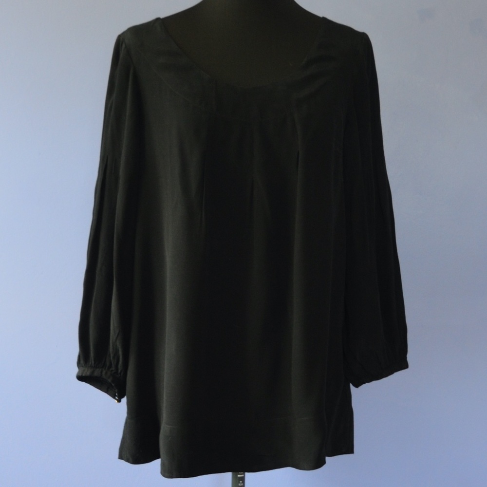 Banana Republic Long Sleeved Top
